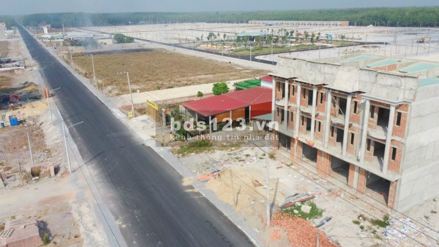 Cần bán đất nền ngay trung tâm khu công nghiệp Minh Hưng III, sổ hồng riêng từng nền