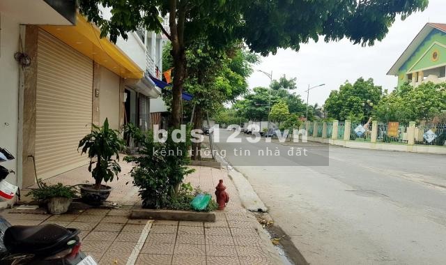 Bán nhà Thanh Am, Thượng Thanh, vỉa hè đá bóng, ô tô tải tránh, 76m2, 5T, nhỉnh 10 tỷ.