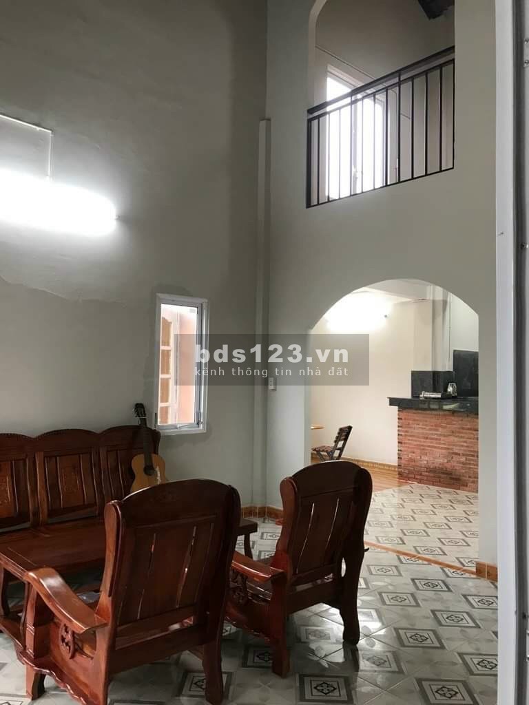 Bán nhà đang kinh doanh Homestay tại Lộc Châu Bảo Lộc giá bán 3.8 tỷ đồng, lh 0909370517