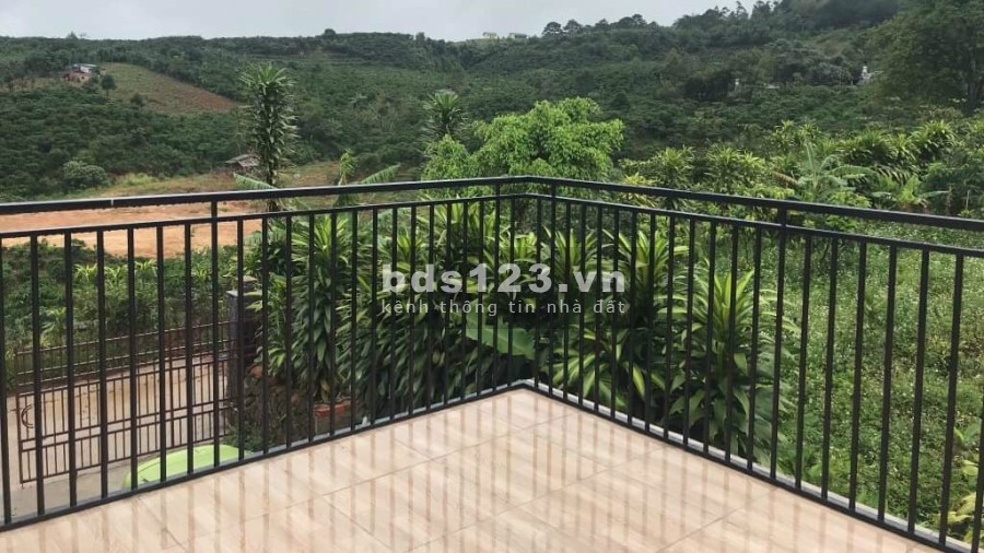 Bán nhà đang kinh doanh Homestay tại Lộc Châu Bảo Lộc giá bán 3.8 tỷ đồng, lh 0909370517