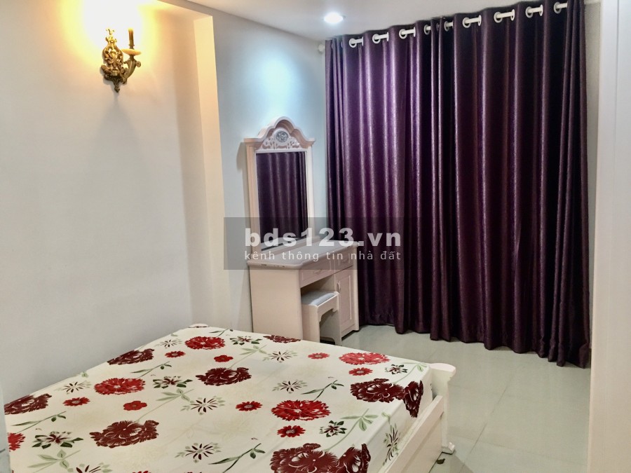 Cho thuê chung cư Conic giá rẻ, có NT đẹp, đối diện ĐH Văn Hiến, đến ở luôn