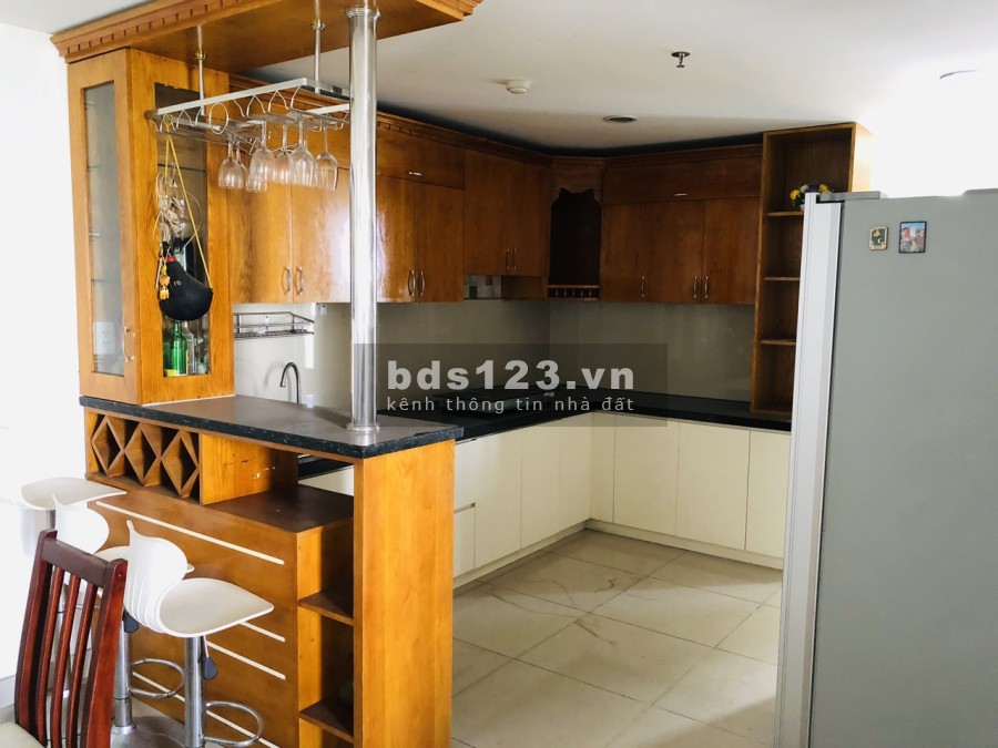 Cho thuê chung cư Conic giá rẻ, có NT đẹp, đối diện ĐH Văn Hiến, đến ở luôn