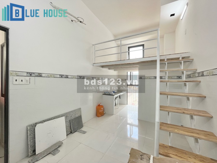 Cho Thuê Phòng Cửa Sổ Lớn Thoáng Có Máy Lạnh Ngay Ngã Tư Bảy Hiện