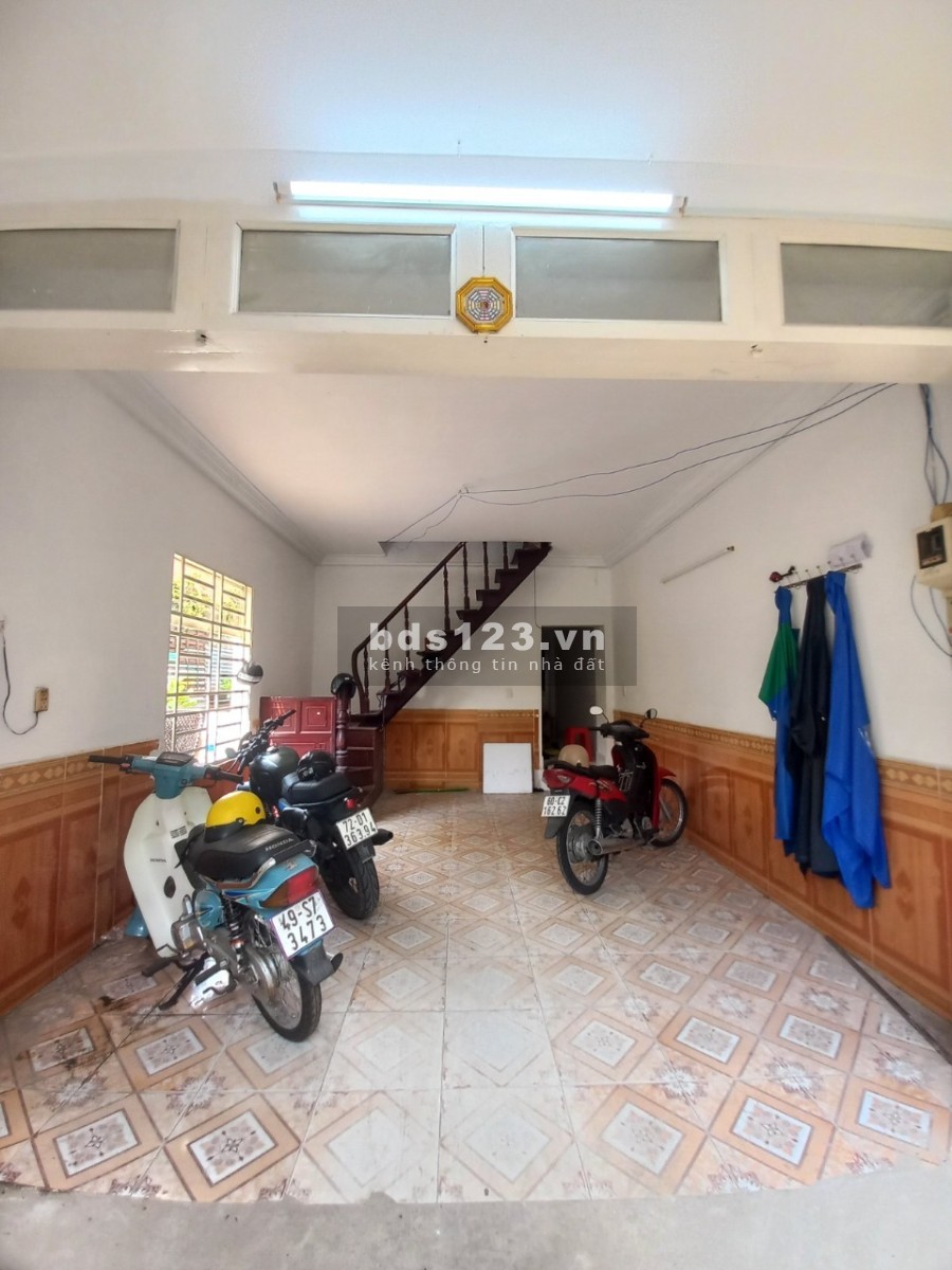 Phước Long B Thủ Đức diện tích sử dụng 56m2 (4*14) 3.9 tỷ giá tốt khu dân cư đông