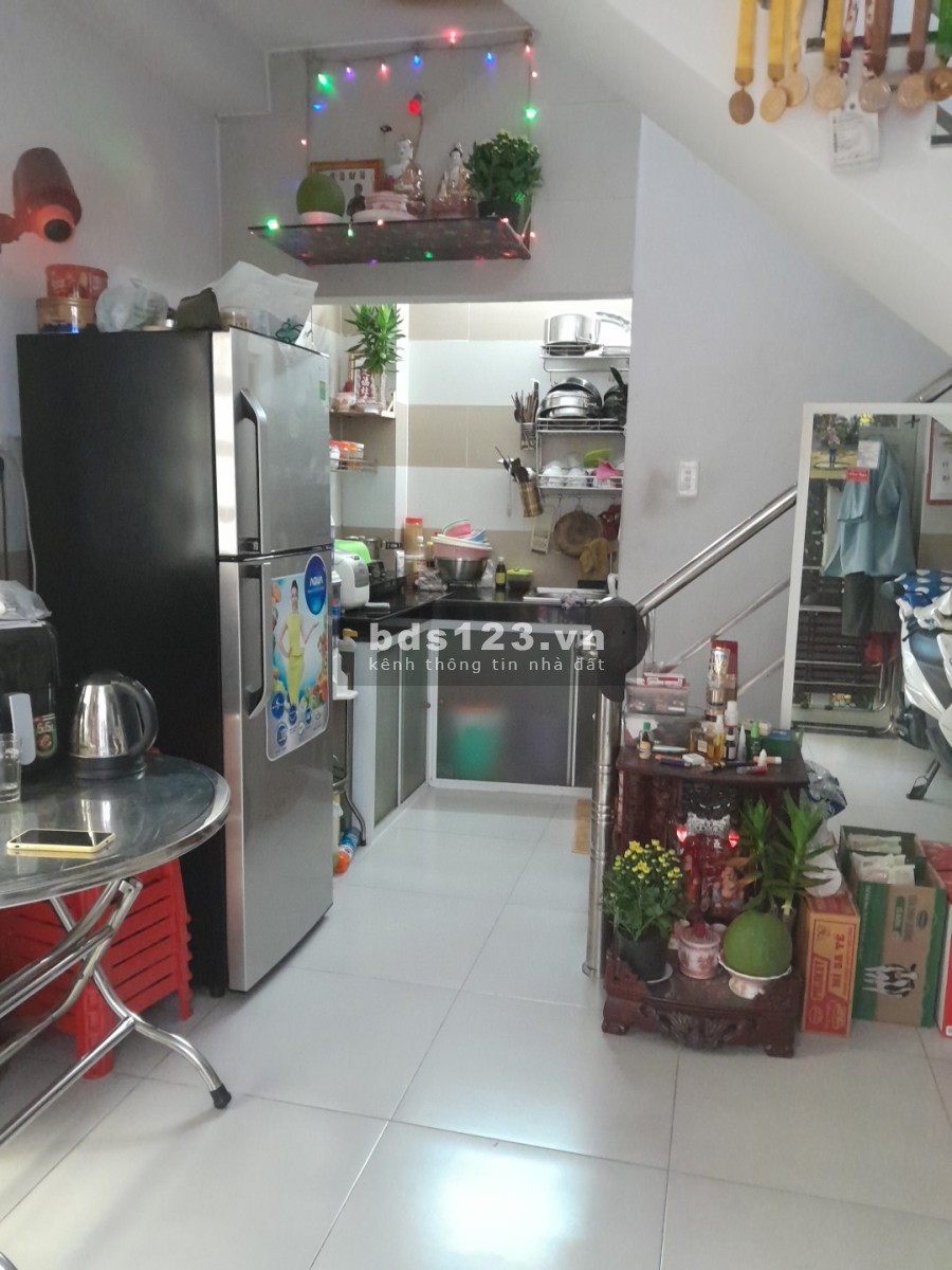 Bán gấp nhà Lê Văn Lương Quận 7, giá 1,5 tỷ thuận tiện giao thương, khu dân cư đông