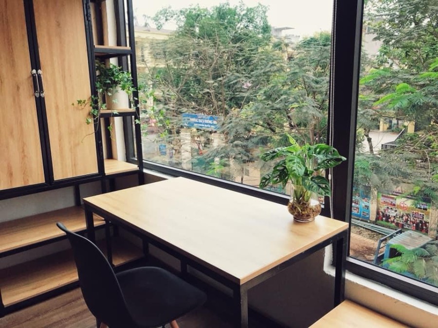 Bán căn hộ tầng trung Linh Lang, Ba Đình, 60M2, Lô góc, nội thất đẹp, ở luôn. CHỈ 1.95 tỷ.