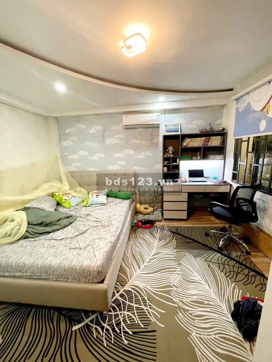 Nhà bán dt 52m2, 3 tầng, 3 phòng ngủ, đường Huỳnh Ngọc Huệ, Thanh Khê, Đà Nẵng giá chỉ 2t9