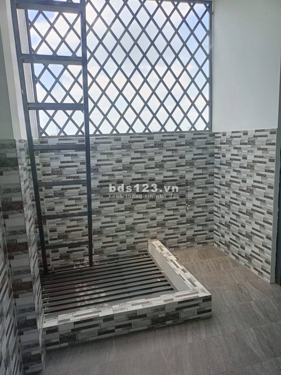 Nhà mặt tiền 4 tầng mới xây phường Thới An Quận 12, giá nhỉnh 9 tỷ, sổ chính chủ