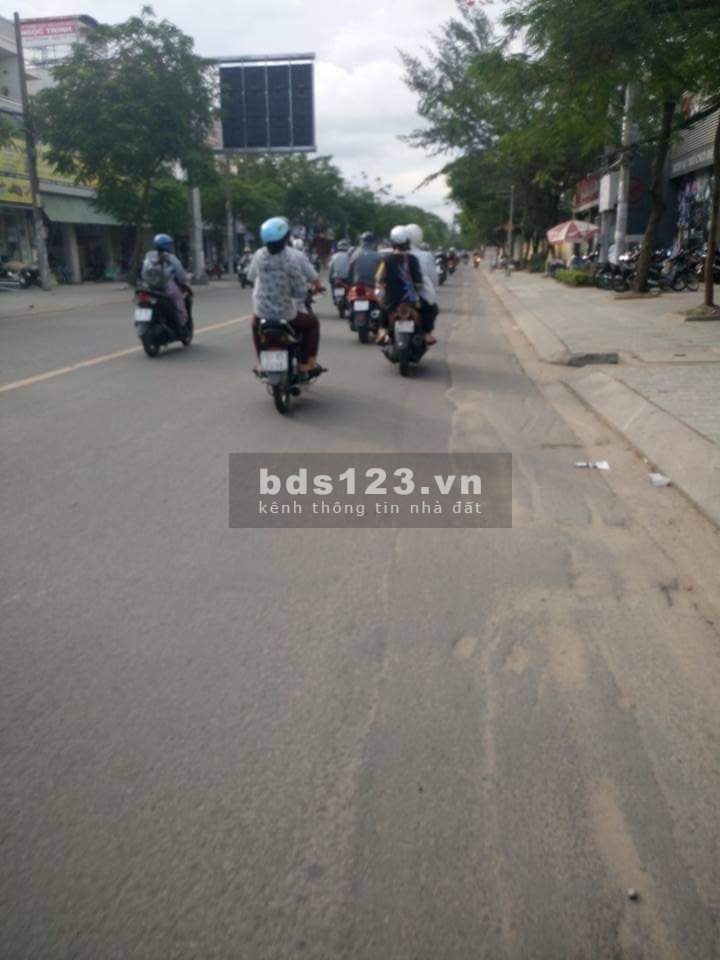 Cho thuê nhà nguyên căn 2 mặt tiền Nguyễn Oanh ngay ngã tư Phan Văn Trị Nguyễn Oanh