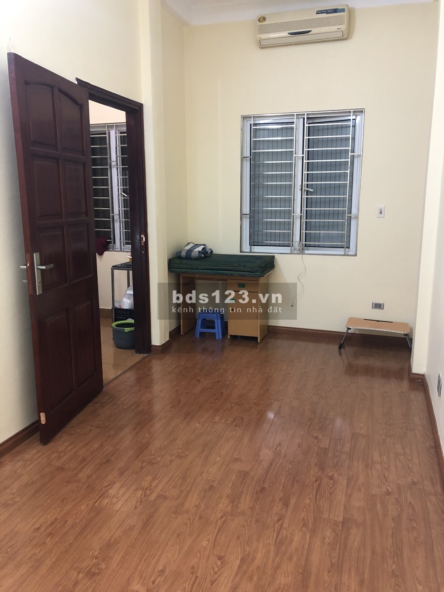 Chung cư mini Pháo Đài Láng đang cho thuê dòng tiền 500 triệu/năm, lh 0971951916
