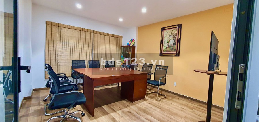 Cho thuê văn phòng hẻm xe hơi Cao Thắng, dtsd 14m2, giá cho thuê 6 triệu/tháng