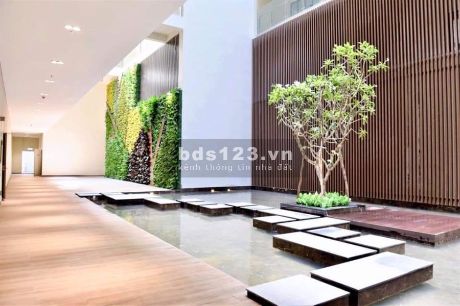 Bán căn hộ Midtown M5 - 3 Phòng, 3 wc dtsd 130m2, nhà bàn giao hoàn thiện tầng cao view sông