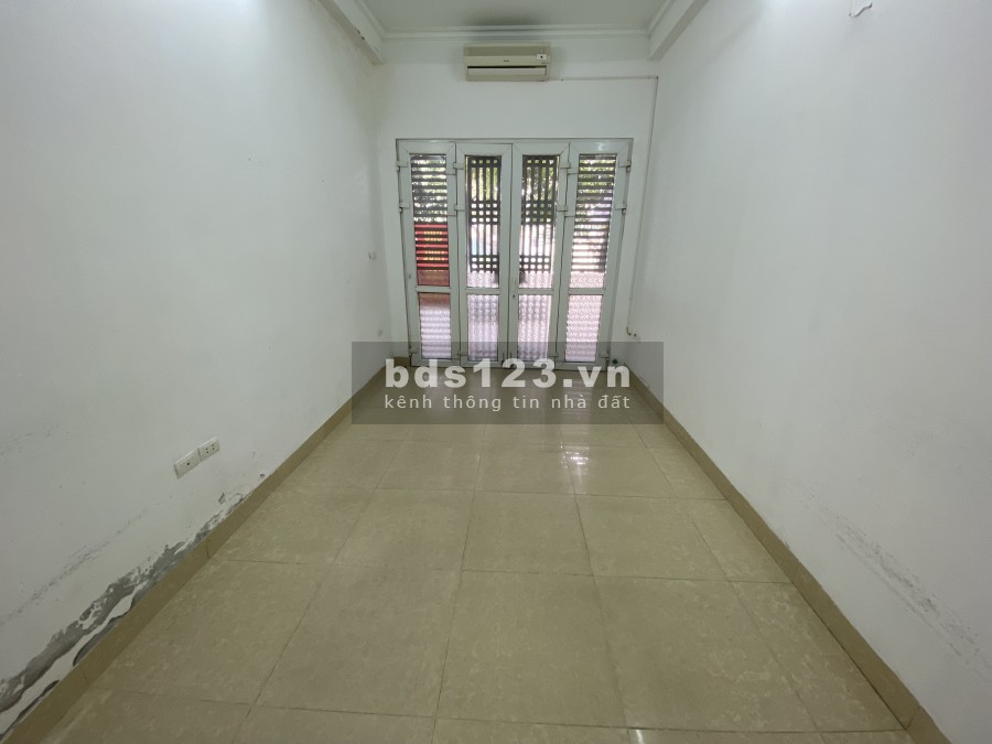 Cho thuê văn phòng tầng 1 diện tích 20m2, liên hệ 0396455136 tiện ích đầy đủ, giá tốt