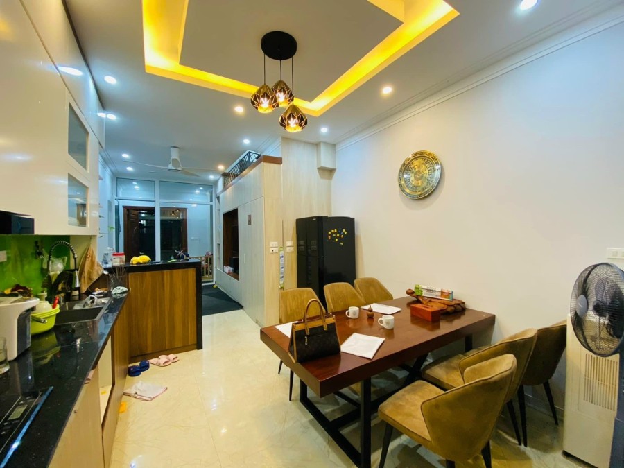 Duy nhất Phan Đình Giót, La Khê, Hà Đông 45m², 6 tầng, MT 4.5m, thông Lê Trọng Tấn,, chỉ 4,5 tỷ đồng
