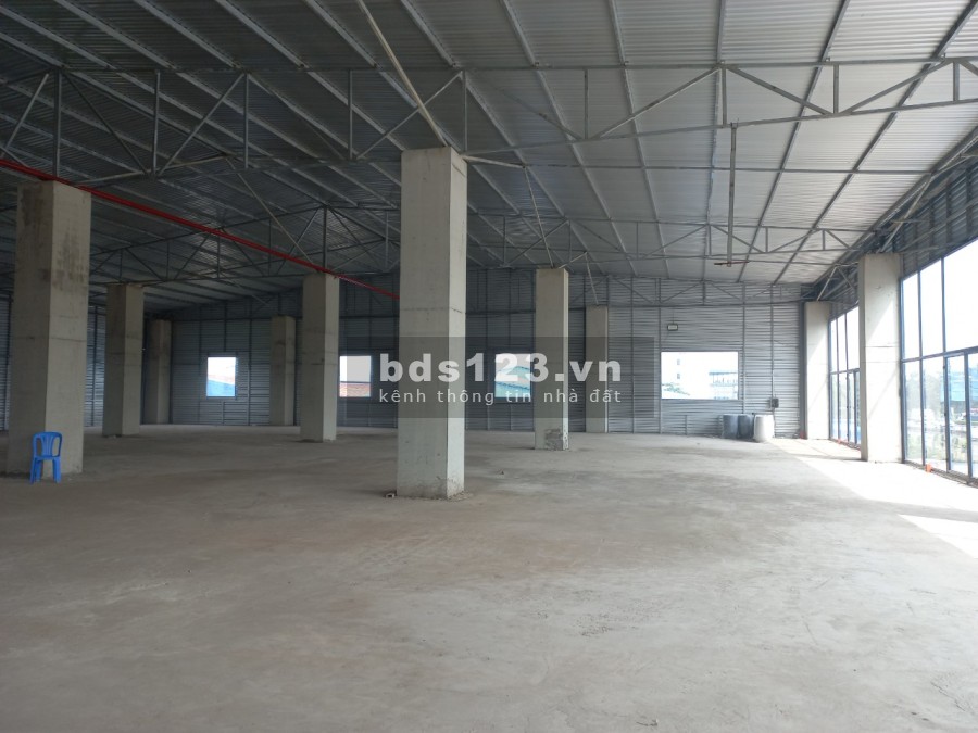 Cho thuê kho xưởng 1560m2 mặt tiền tại Thuận An - Bình Dương. Cho thuê diện tích từ 300m2 trở lên