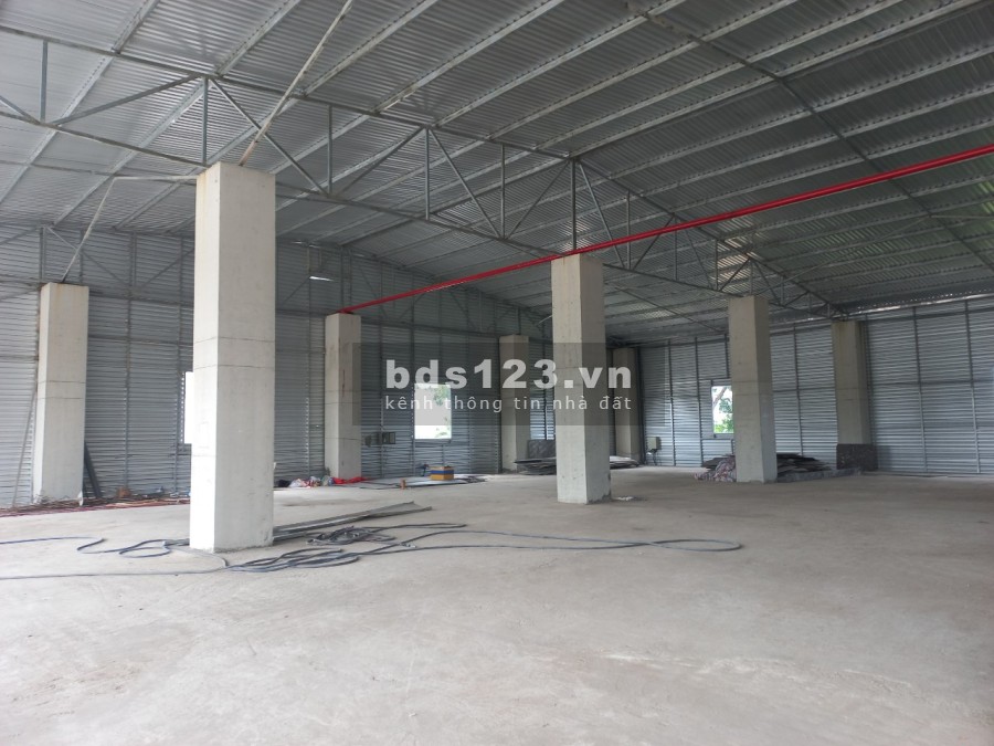 Cho thuê kho xưởng 1560m2 mặt tiền tại Thuận An - Bình Dương. Cho thuê diện tích từ 300m2 trở lên