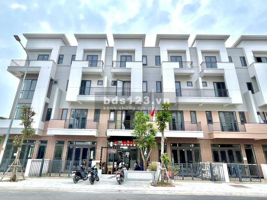 Nhà phố thương mại 4 tầng tại vsip thành phố Từ Sơn liên hệ 0964362402