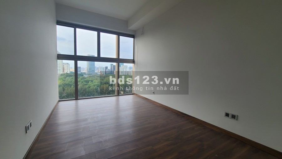 Bán căn hộ Midtown M5 - 3 Phòng, 3 wc dtsd 130m2, nhà bàn giao hoàn thiện tầng cao view sông