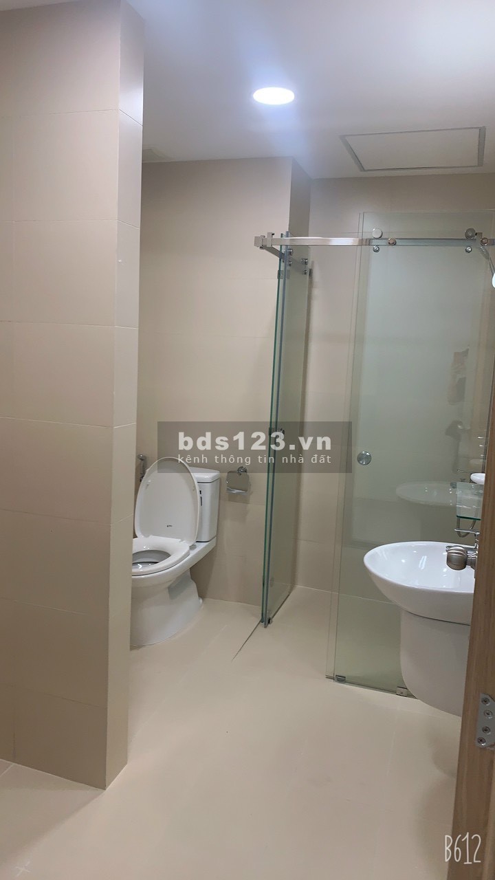 Giá bán 2.850 tỷ cho căn 71.43 m2 full NT căn hộ Carillon 7 ngay Đầm Sen