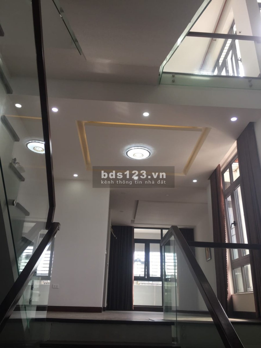 Nhà bán khu vực nam Hoà Xuân, Đà Nẵng đúc kiên cố 4 tầng, 4 phòng giá chỉ hơn 6 tỷ