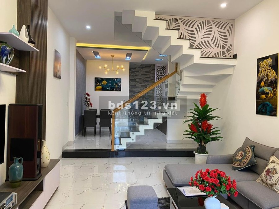 Bán nhà Điện Biên Phủ Thanh Khê, Đà Nẵng giá bán chỉ 4 tỷ sổ sẵn, lh 0896460119