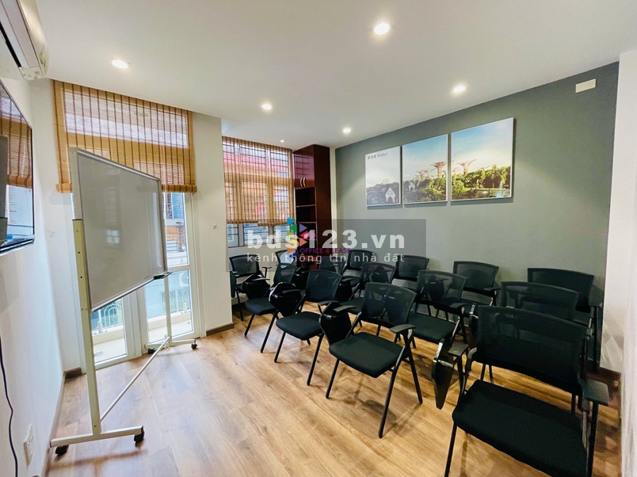 Cho thuê văn phòng hẻm xe hơi Cao Thắng, dtsd 14m2, giá cho thuê 6 triệu/tháng