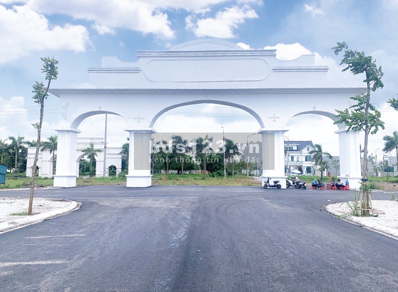 Chính chủ cần bán đất nền Tiền Hải Center City. Lô 100m2 giá từ 2,5 tỷ. Đầu tư tốt, sinh lời cao.