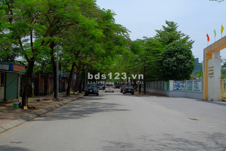 Bán nhà mới xây 5 tầng diện tích sử dụng 35m2 giá bán 2.98 tỷ có thương lượng