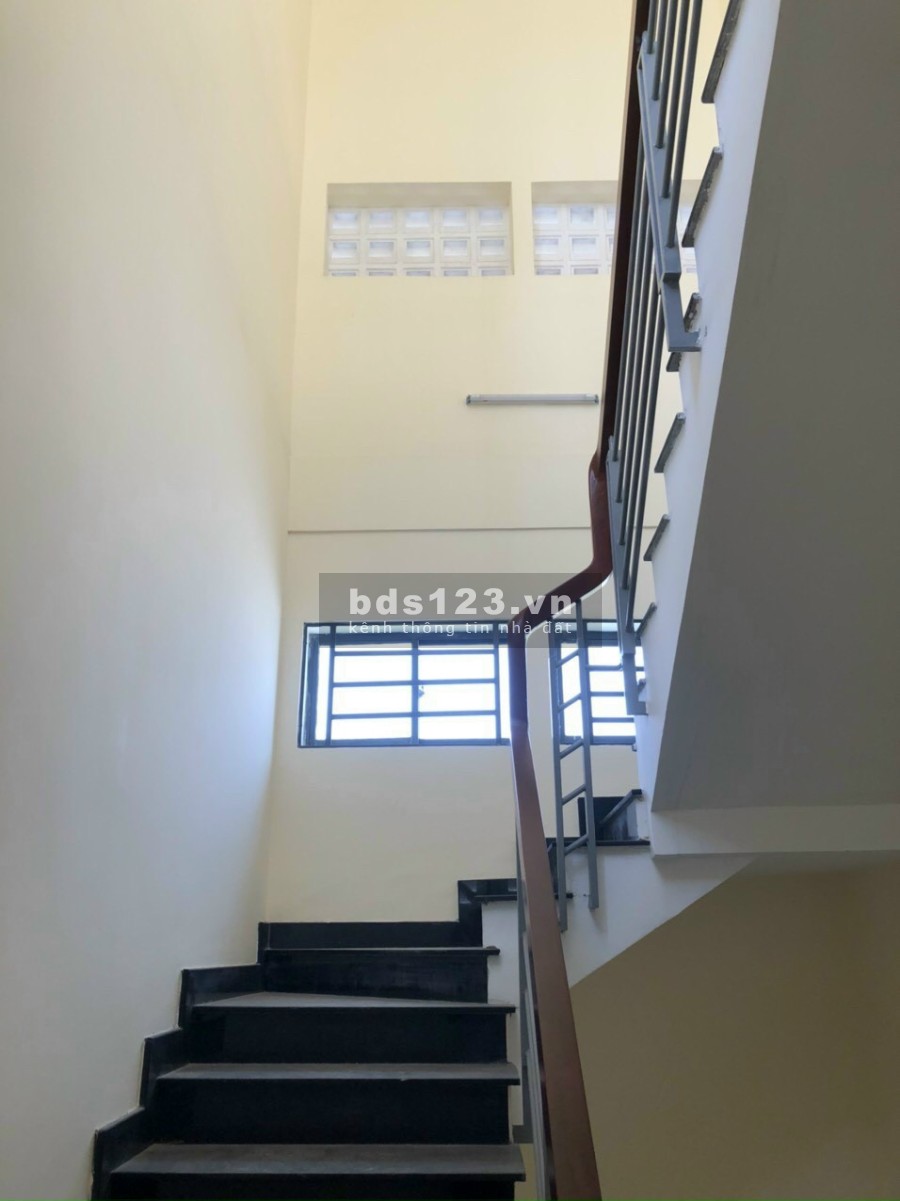 Bán nhà trọ cao cấp giá 12ty phường Thạnh Lộc Quận 12 liên…