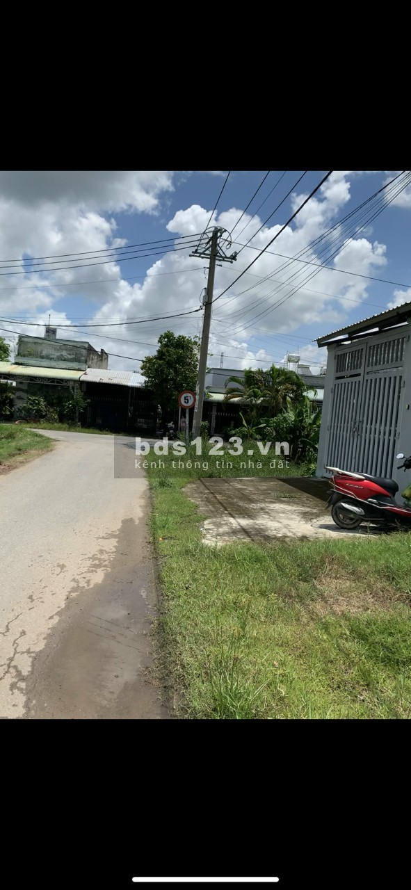 Bán nhà đất mt nhựa Basa Phước Hiệp Củ Chi giá 5ty450tr diện tích 500m2 TC 300m2