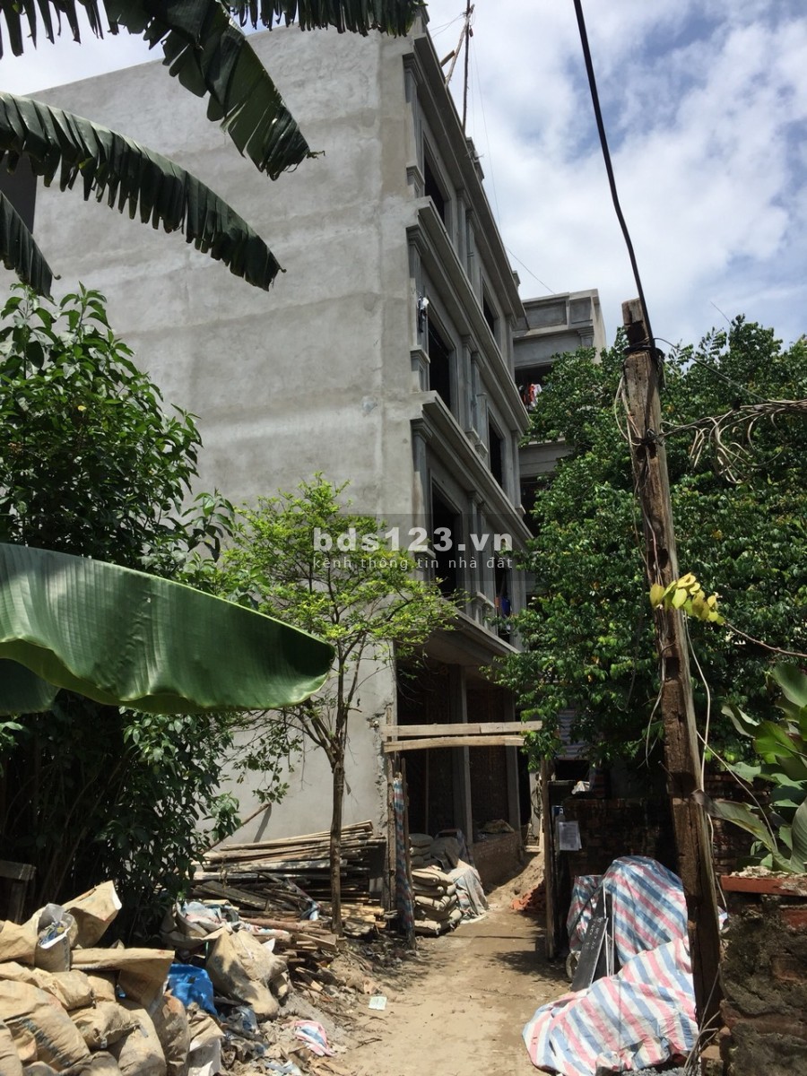 Bán nhà mới xây 5 tầng diện tích sử dụng 35m2 giá bán 2.98 tỷ có thương lượng