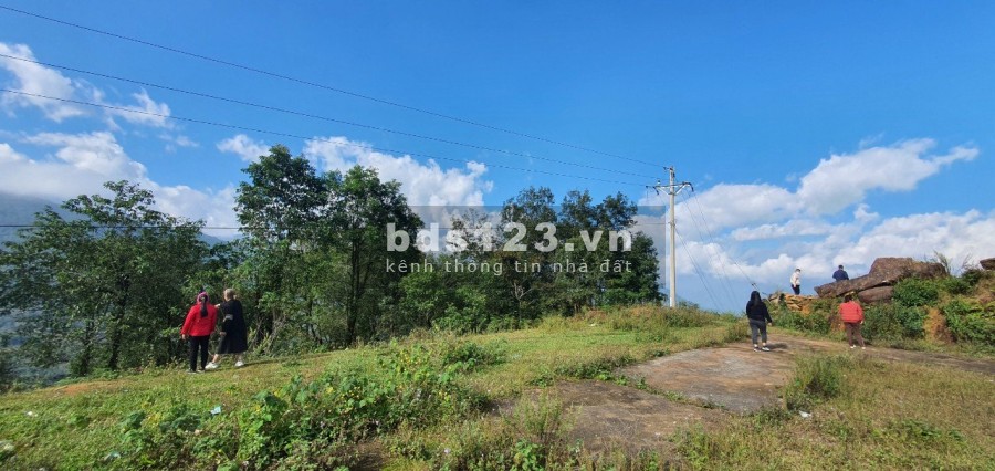 Bán mảnh đất View đẹp nhất nhì Y Tý (SaPa 2) đường vào lớn, pháp lý chuẩn