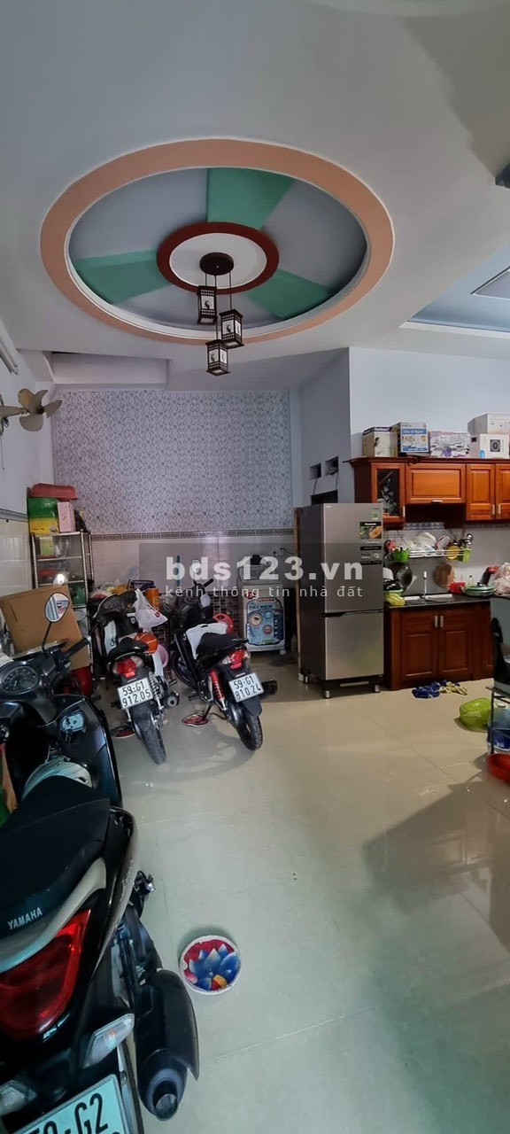 Cần bán gấp nhà 80m² đang cho thuê 10triệu/tháng, giá 1,65 tỷ đường Trần Thị Hè, Hiệp Thành