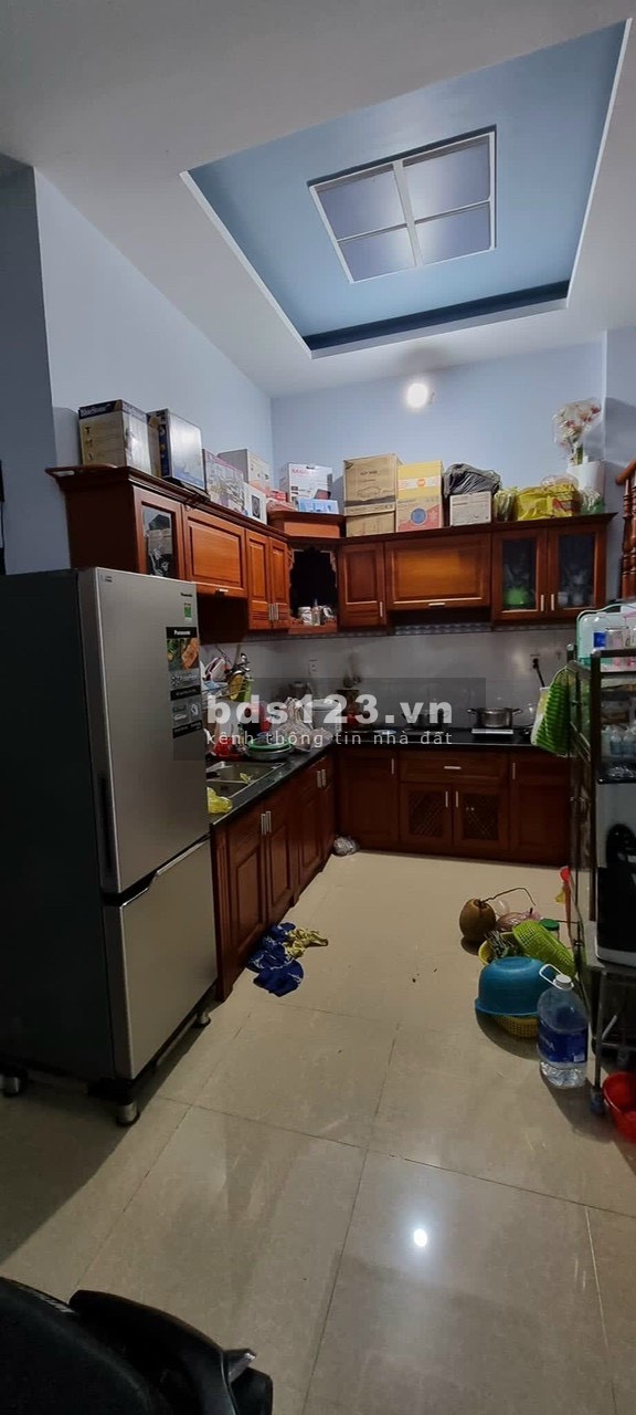 Cần bán gấp nhà 80m² đang cho thuê 10triệu/tháng, giá 1,65 tỷ đường Trần Thị Hè, Hiệp Thành