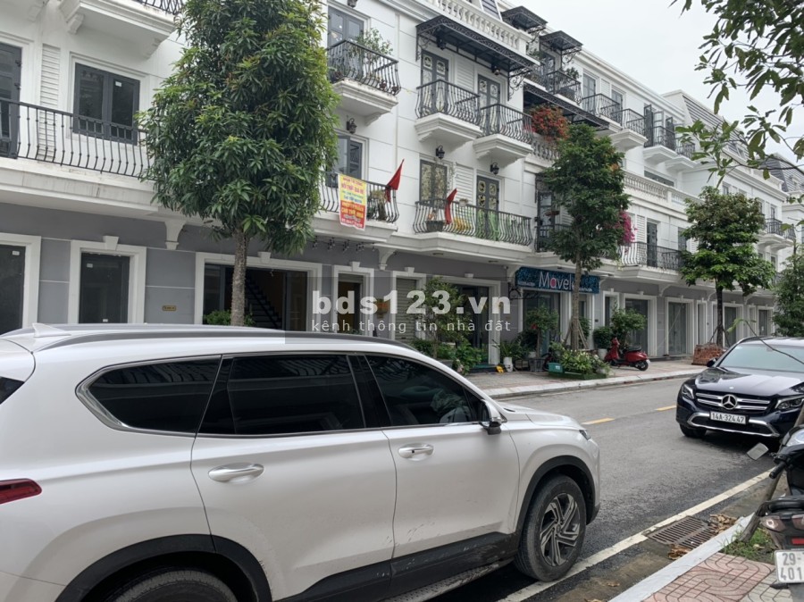 Shophouse Vin Cẩm Phả 123m2 thông 2 mặt tiền giá CDT chiết khấu cao, sổ đỏ