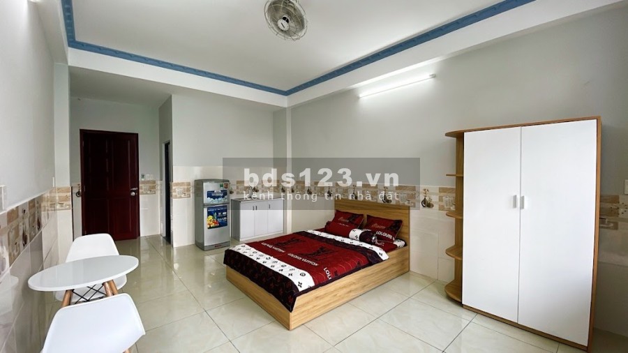 Cho thuê căn hộ có ban công nội thất đầy đủ gần Lê Trọng Tấn giờ giấc tự do