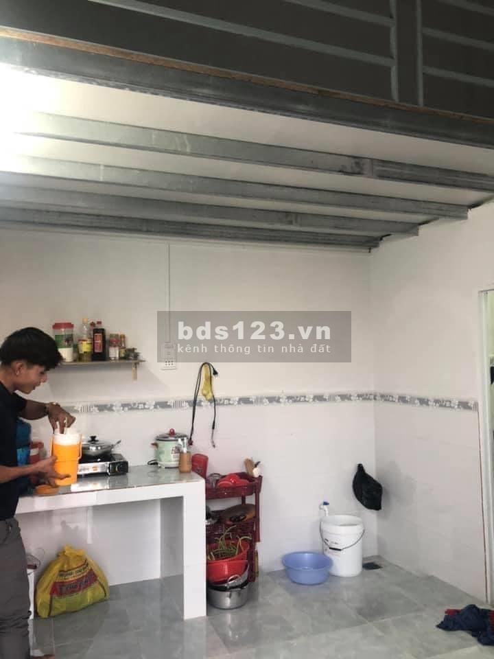 Bán 1 kiot và 4 phòng trọ đang cho thuê 9tr/th, giá 1 tỷ 540 ở Trung Chánh, Hóc Môm