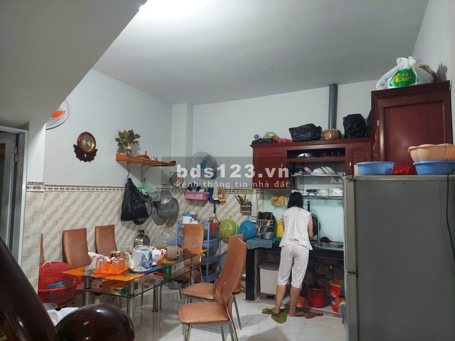 Bán nhà Nguyễn Văn Khối quận Gò Vấp, hẻm xe hơi, 2 tầng, 58m², 5,5 tỷ đồng