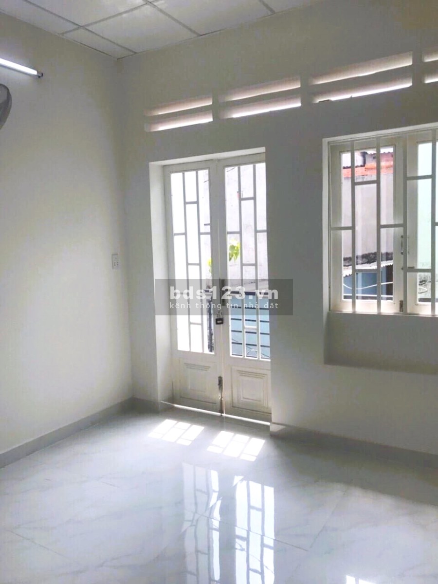 Bán nhà 3.2 tỷ dt 28m2 hẻm xe hơi tiện kinh doanh đường Nguyễn Sỹ Sách phường 15, Tân Bình