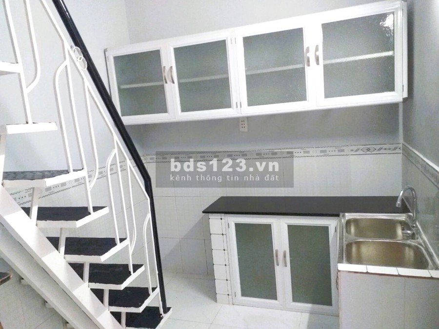 Bán nhà 3.2 tỷ dt 28m2 hẻm xe hơi tiện kinh doanh đường Nguyễn Sỹ Sách phường 15, Tân Bình