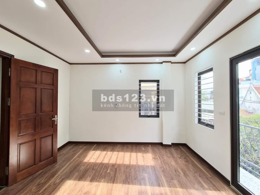 Bán nhà mặt Ngõ 110 Nguyễn Chính diện tích sử dụng 45m2 đúc 5 tầng, giá 6 tỷ