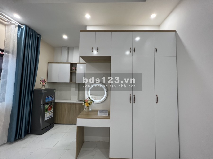 Bán toà căn hộ dịch vụ co cấp Quan Hoa, dtsd 110m2, giá bán 21. tỷ, tổng 27 phòng, khu an ninh