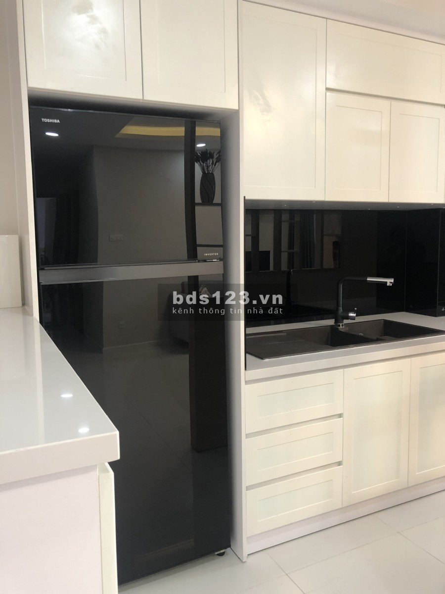 Cho thuê căn hộ 3PN Sunrise city view Full nội thất giá thuê 24 triệu/tháng, lh 0923398904