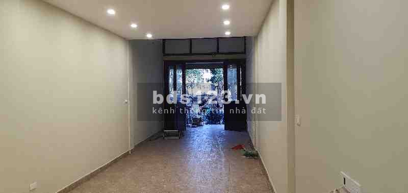 Bán nhà mặt phố Ngọc Lâm, Long Biên, Hà Nội diện tích 56m2, giá bán 14 tỷ