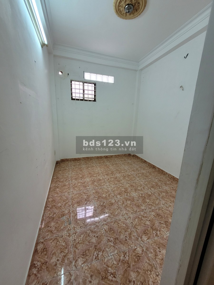 Bán nhà hẻm Lê Văn Sỹ, phường 11, Quận Phú Nhuận giá tốt đầu tư, khu dân cư đông