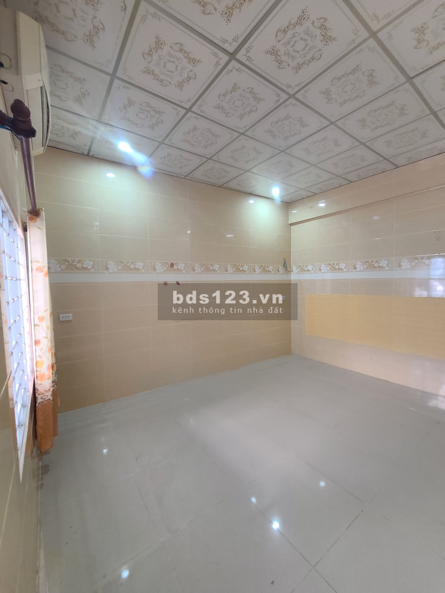 Cho thuê nhà nguyên căn đường quốc lộ, liên hệ 0327901282, pháp lý chính chủ