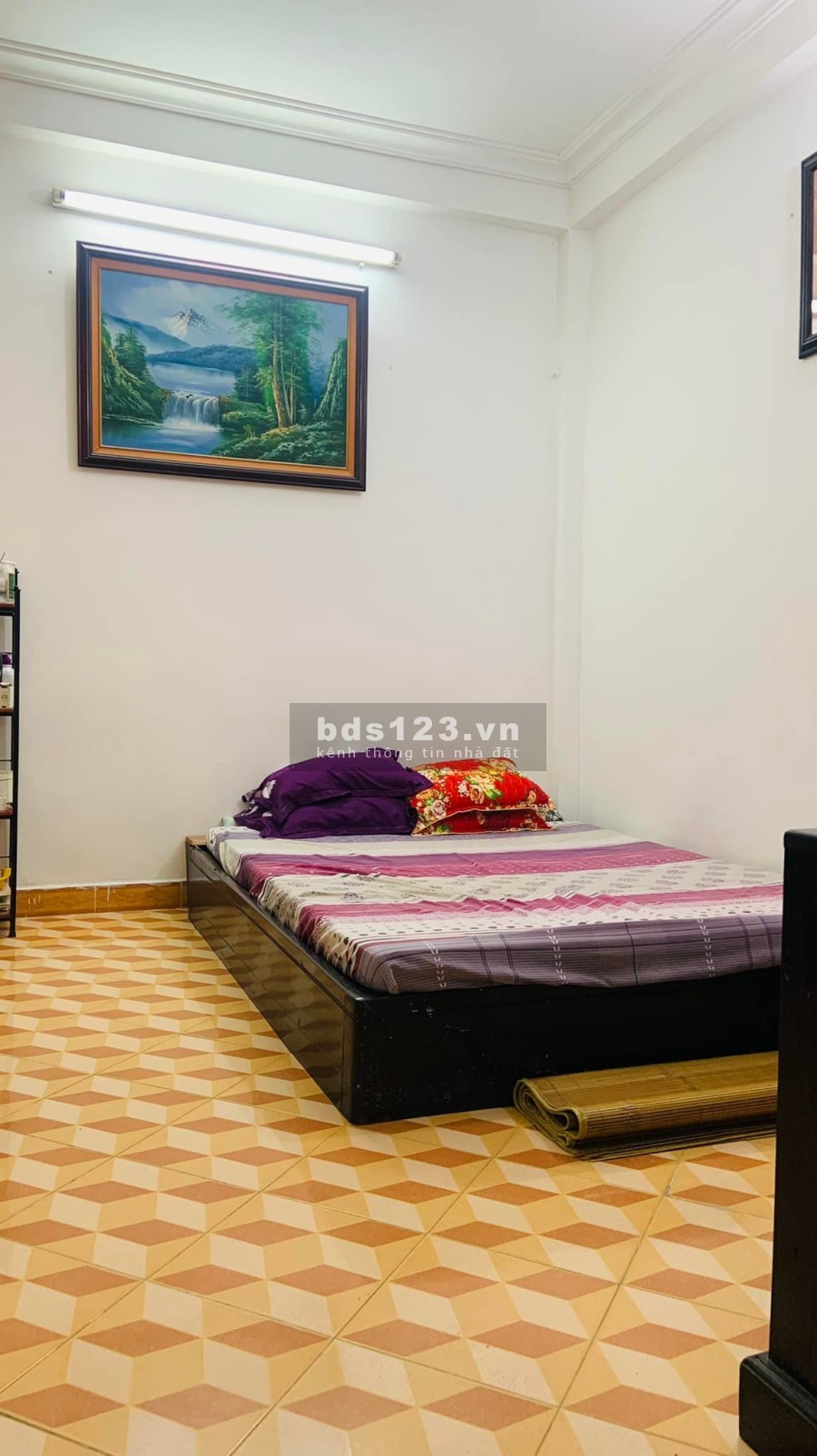 Bán nhà Cầu Giấy, 40m2 x 5 tầng , nở hậu , ngõ rộng thông nhiều phố, kinh doanh tốt - 3,3 tỷ