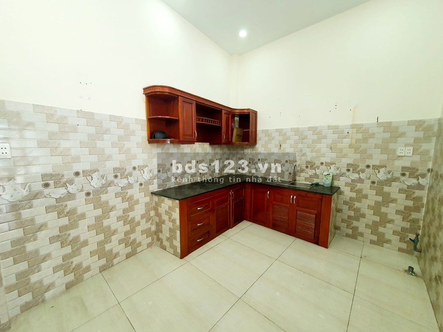 Bán nhà 3 tầng mới xây đẹp vào ở ngay ô tô thông khắp ngã, giá đầu tư sinh lời