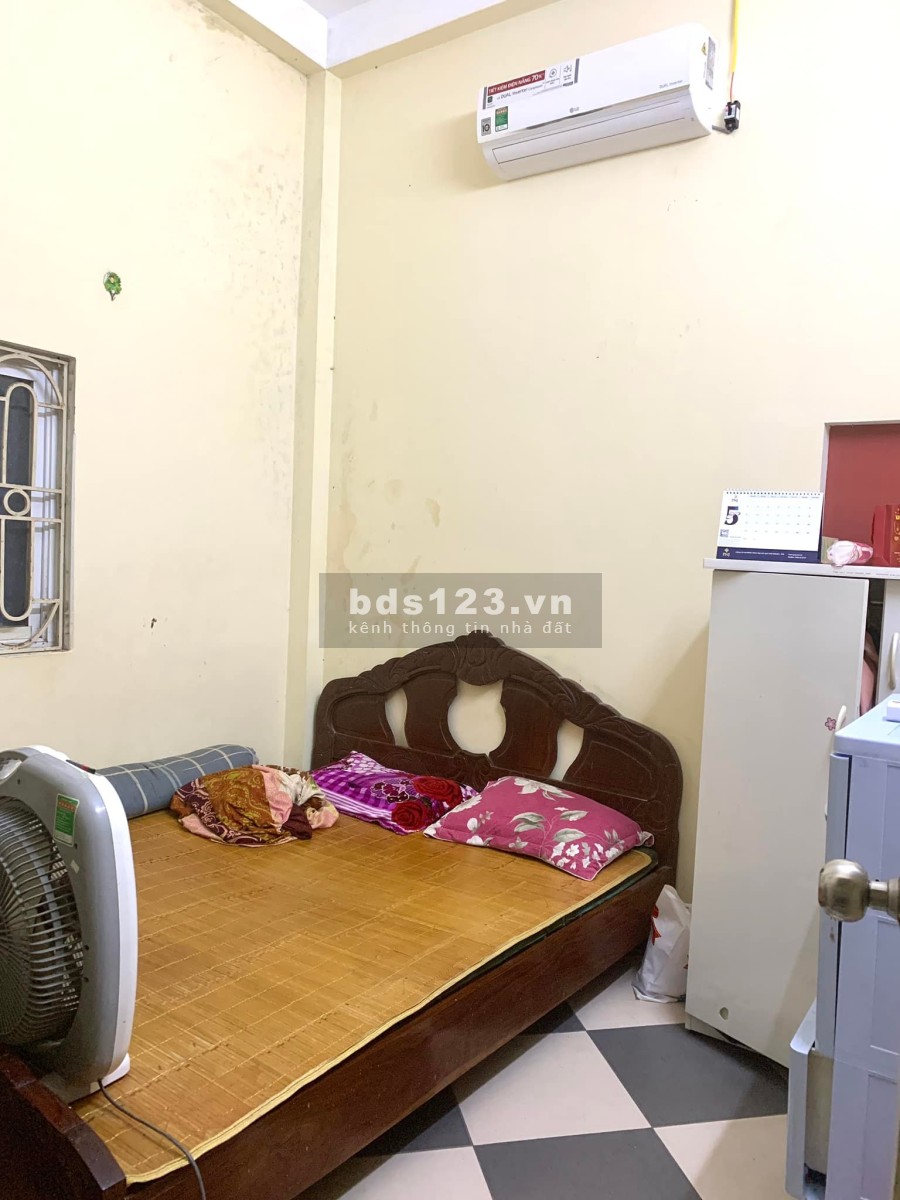 Bán nhà riêng Cổ Nhuế sổ đỏ nở hậu, ngõ rộng thông thoáng, khu an ninh, giá đầu tư