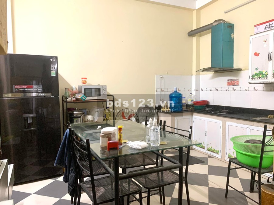 Bán nhà riêng Cổ Nhuế sổ đỏ nở hậu, ngõ rộng thông thoáng, khu an ninh, giá đầu tư